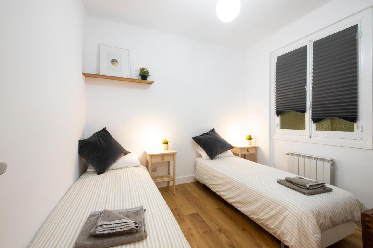 Casa Playa Zurriola-Aviso-Obras En La Fachada Del Patio Hasta Mayo O Junio-No Ha Habido Quejas Por El Ruido-Precio Bajo- House Playa Zurriola-Warning-Works On The Facade Of The Patio Until May Or June-There Have Been No Noise Complaints- Low Price San Sebastián Eksteriør bilde